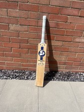SG grade 1 Cricket Bat SH 2?10