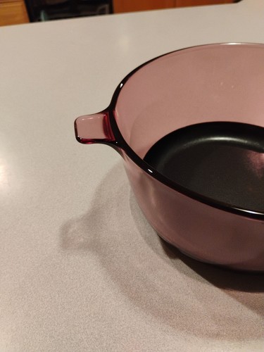 Vision Corning Ware 2,5 Liter Sauce Antihaft Topf Pfanne in Cranberry mit Pyrex Deckel - Bild 5 von 6
