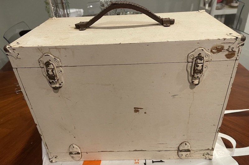 RARE VTG ‘50s WOODEN TACKLE BOX 8”x9”x16”-LEATHER HANDLE/PAINTED EXTERIOR- COOL!