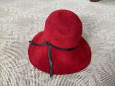 BETMAR Vintage 1960s-70s Mystere Red Fur Cloche Hat w Black Leather Band