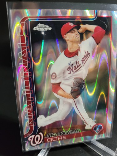 2025 Topps Chrome - Mackenzie Gore #160 RayWave Refractor - Imagen 3 de 4