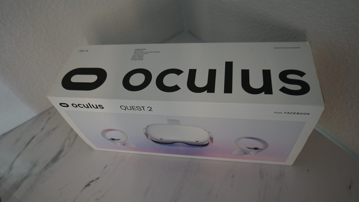 Meta Quest 2 128GB Standalone All-in-One VR Headset KW49CM for