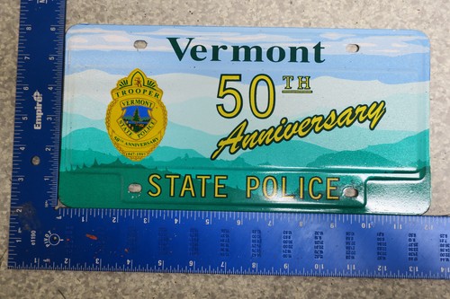 1997 97 VERMONT VT STATE POLICE TROOPER COP LICENSE PLATE 50TH ANNIVERSARY TAG