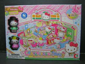 Hello Kitty Playground and Two Mini Figure 