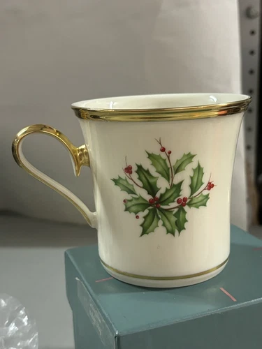 Vintage Lenox Holiday Mug Holly Gold Trim