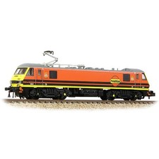 Graham Farish 371-785 Class 90/0 90047 Freightliner G & W N Gauge