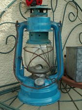 Alte DDR , GDR Bat Petroleumlampe Nr. 159 , Blau Fledermaus