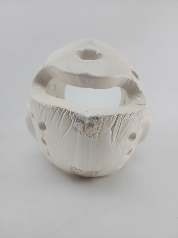 Equipo de cabeza protectora Macho Warrior tamaño pequeño • circunferencia de 19" Foto 3 de 4