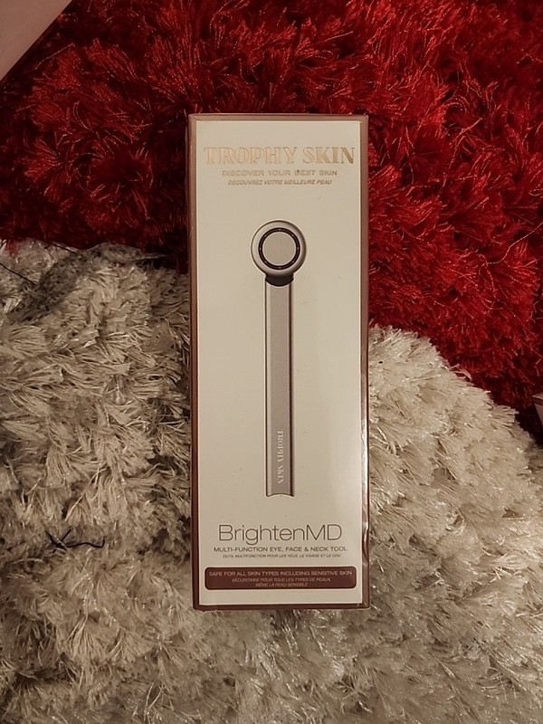 Trophy Skin Brighten MD Multi-Function Eye Face & Neck Tool NEW  RV $40