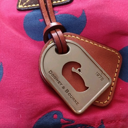 VINTAGE Dooney & Bourke Red & Navy Duck Logo + Charm Quilted Purse Summer Tote - Picture 2 of 14