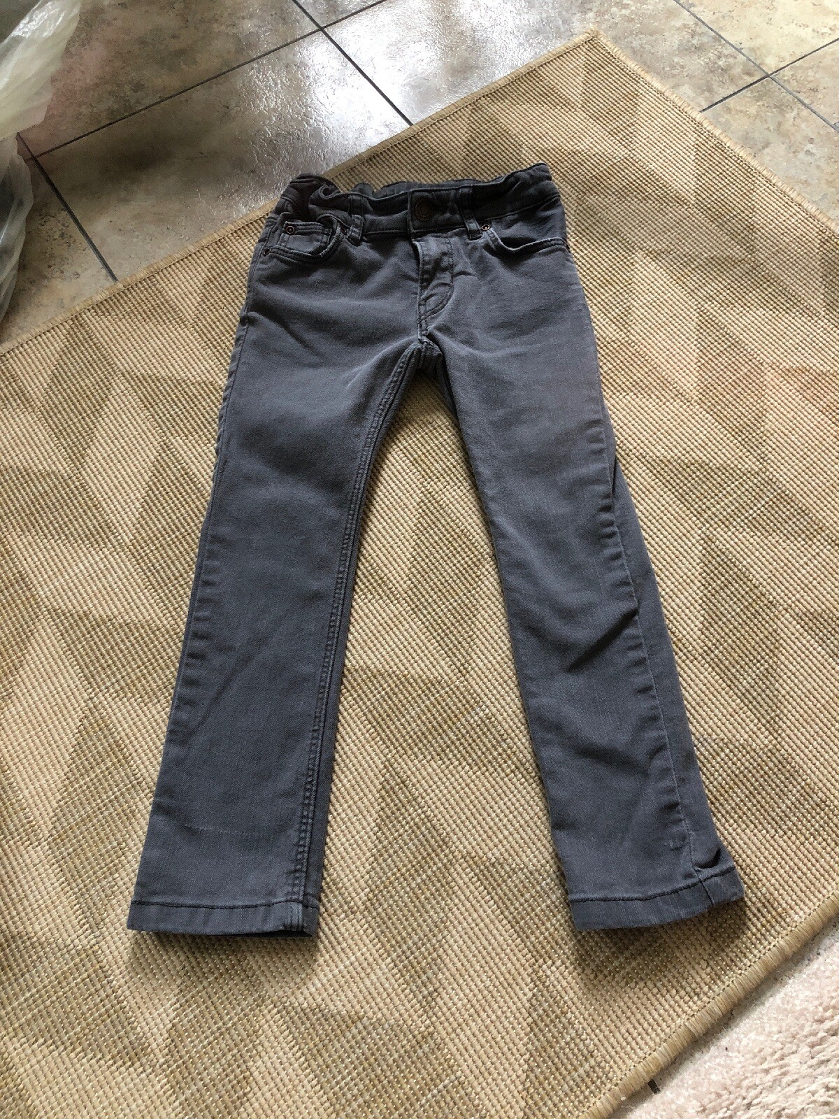 Picture 1 of 2