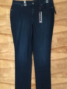 gloria vanderbilt all around slimming effect rail straight jeans
