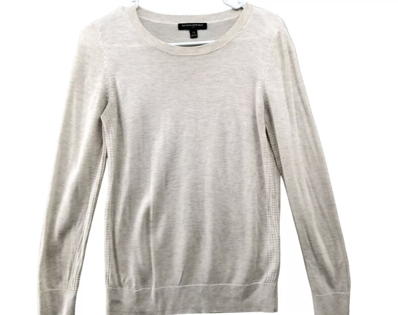 Banana Republic Womens XS Lightweight Beige Crewneck Knit Sweater
