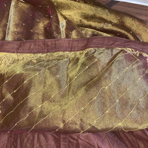 Women’s Indian Hand Sewing Beautiful Wedding Skirt And Head Wrap - Picture 13 of 16