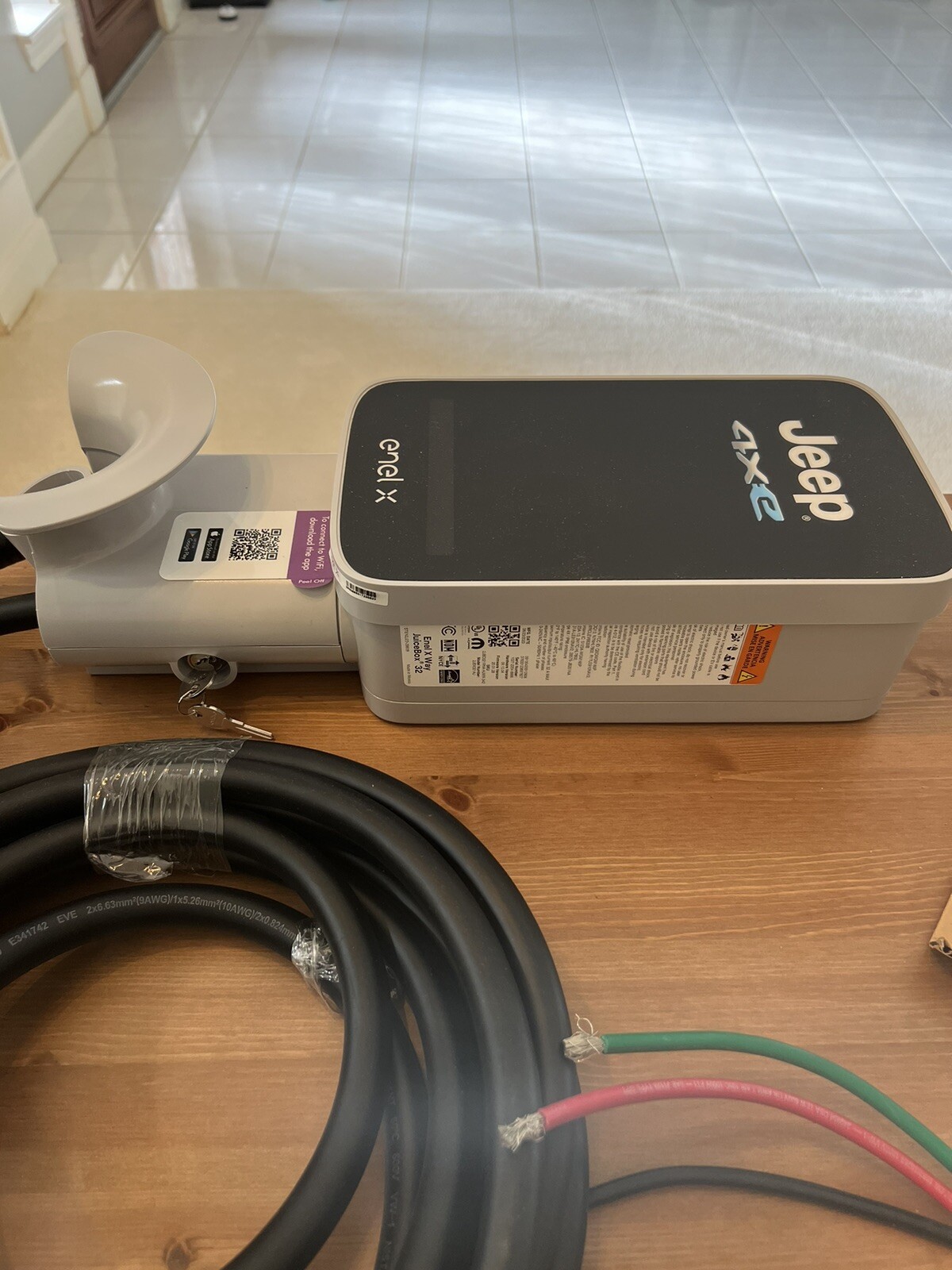 Mopar JEEP Juicebox 32 Amp Level 2 InHome Vehicle Charger Kit OEM EV