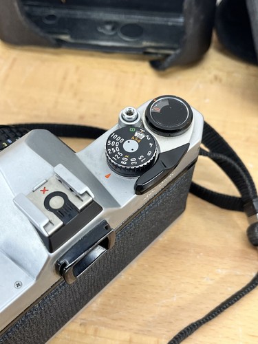 Asahi Pentax K1000 35mm SLR Film Camera with 50mm 1:2 Lens - Picture 15 of 19