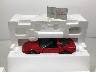 FRANKLIN MINT B11WW95 CHEVROLET CORVETTE C5 1997 -RED 1:24- GOOD IN BOX