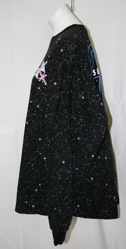 Disney Star Wars The Rise of Skywalker Lightsaber Spirit Jersey Sweater Size XL - Picture 7 of 9