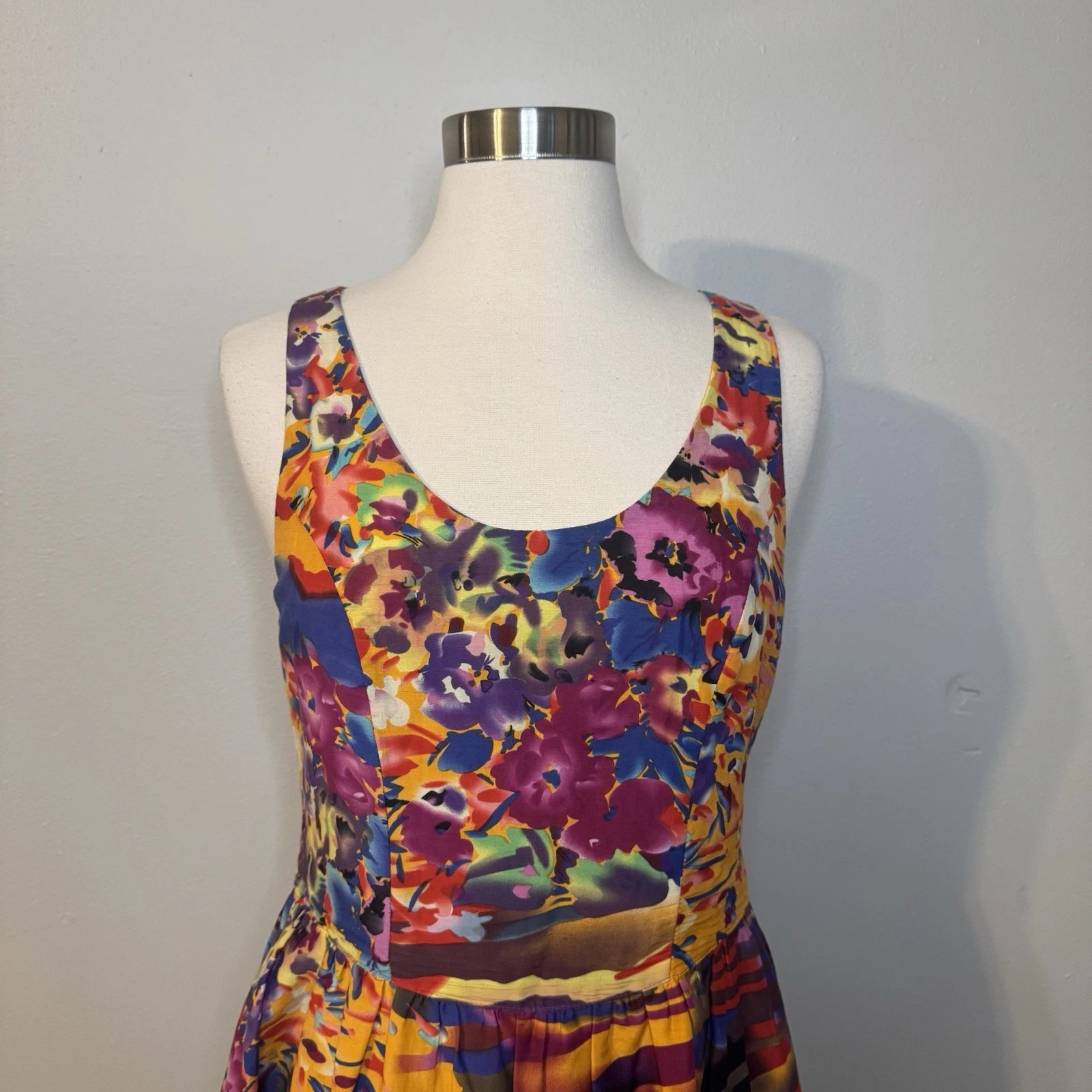 VETEMENTS Abito Ducky in gomma taglia small astratto multicolore lunghezza ginocchio foderato 100% seta