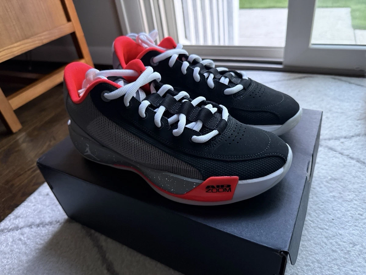 Jordan Luka .77 Off Noir/Particle Grey/Bright Crimson/White for