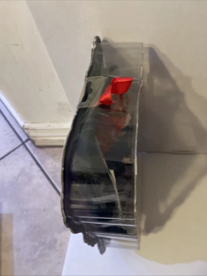 Muñeca Bratzillaz Meygana Broomstix 2012 con ojos azules de mascota nueva sellada Foto 4 de 4