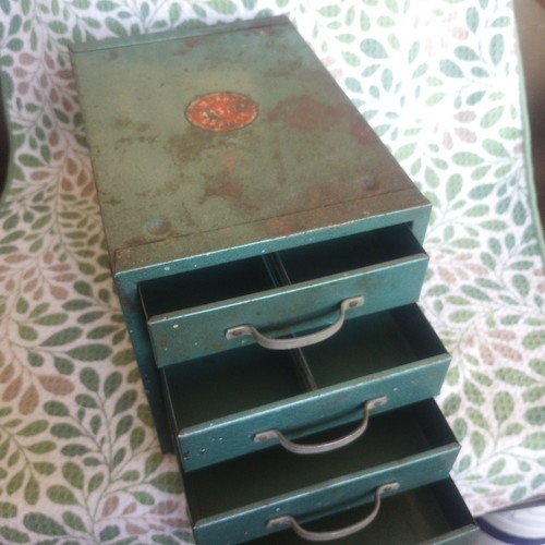 Vintage Wards Master Quality, 4 Drawer, Metal Tool Cabinet, Small Parts Storage - Picture 6 of 7