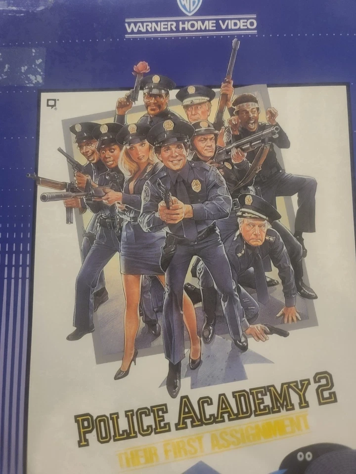 Police Academy 2 Their First Assignment Laserdisc 1985 NEW SEALED MINT Foto 3 de 4