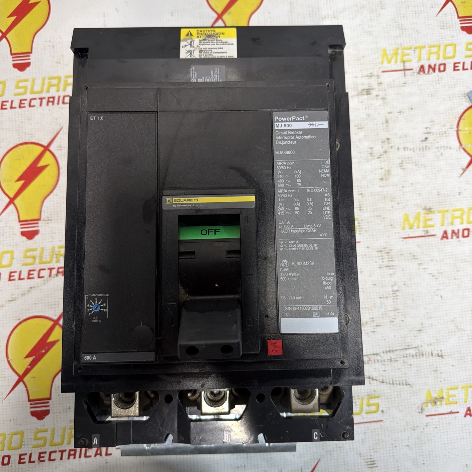 SQUARE D MJA36600 circuit breaker