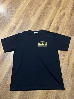 Pre-Loved Aries classic short sleeves tee   HANDS OF MY BUDDY  Size Large 