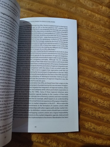 Sustainable Development In Africa-EU Relations (Mark Langan Sophia Price) - Bild 14 von 16