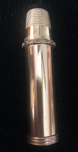 Vintage ERNEST STEINER Goldtone Metal  Etui sewing case-thimble-thread-needle