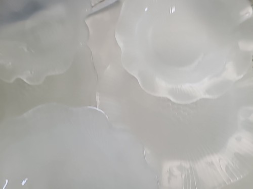 Juego de 8 platos de ensalada y cuencos de sopa esmerilados de loto con volantes Mikasa - Imagen 5 de 8