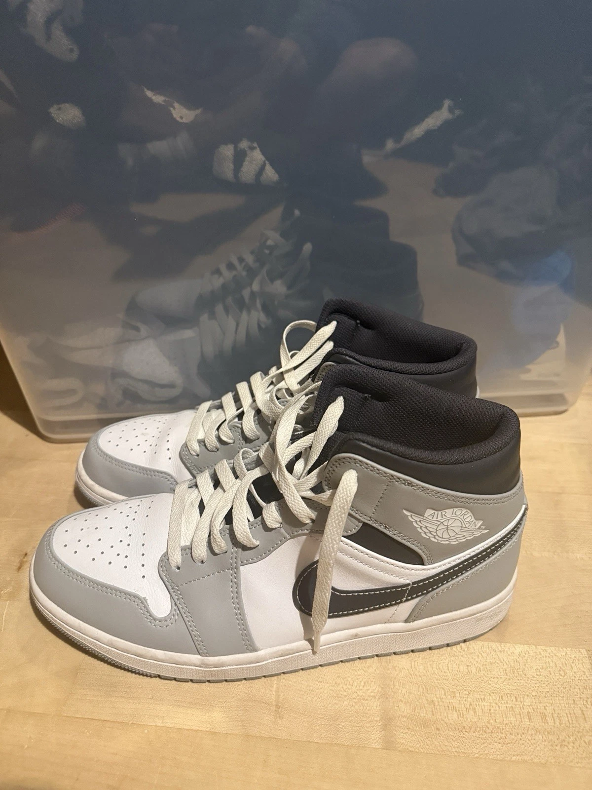 Taglia UK 9 Nike Air Jordan 1 Mid antracite grigio fumo chiaro bianco