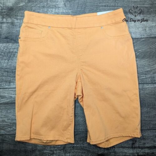 Chico's Pull On Slim Leg Shorts Size 14 - Picture 1 of 6