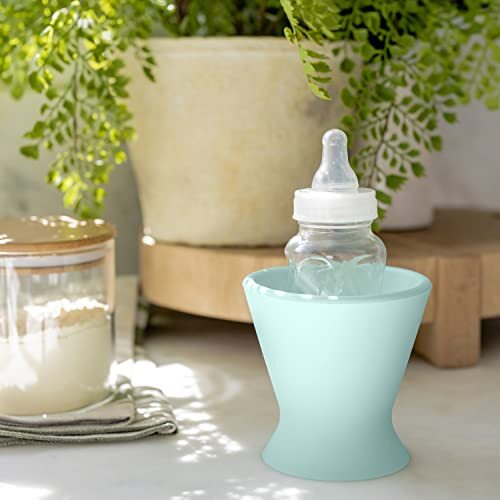 B Kee Baby Bottle Holder for One Hand Use Silicone BPA Free Easy Cleanup - Picture 15 of 16