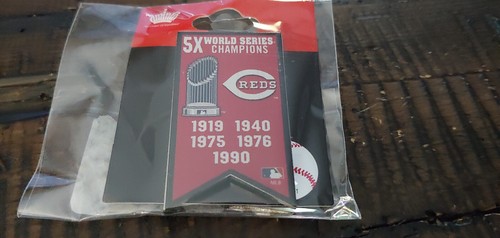Cincinnati Reds 5X World Series Champions Pennant Souvenir Pin Aminco, NEW! - Picture 7 of 10