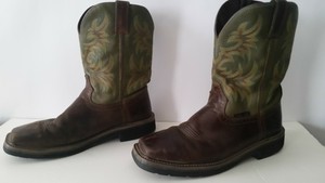 green comfort boots