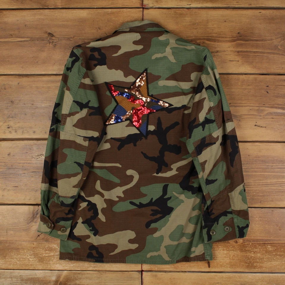 Chaqueta Militar Vintage S Sobrecamisa Camuflada Ejército de Estados Unidos Lentejuelas Verde Foto 2 de 4
