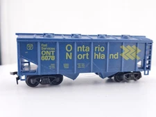 Model Power HO Scale Ontario Northland 2 Bay Covered Hopper ONT 6078 Train Car