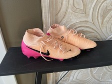 Nike Phantom Luna 2 ENike Phantom Luna 2 Elite FG ‘Prism Pack’ Size 6