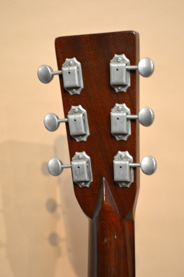 Made By Martin Hd-28 Custom Prewar Reissue 1981 Safe delivery from