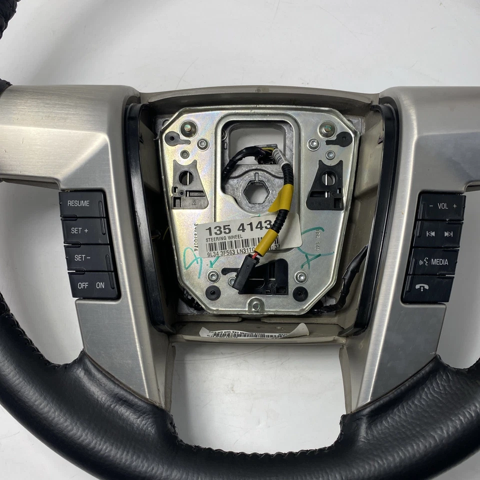 Volante Ford F150 09-14 cuero negro platino OEM Foto 4 de 4