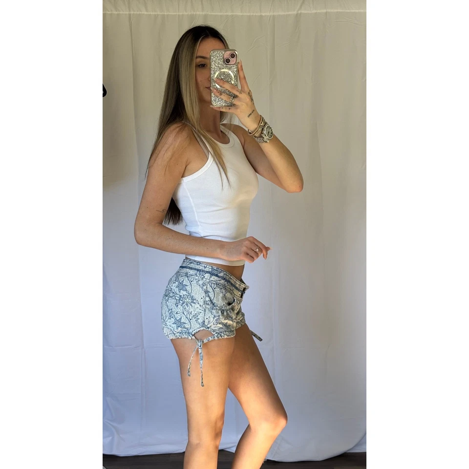 Pantalones cortos de mezclilla Free People estampado boho con cordón dobladillo talla para mujer Foto 2 de 4