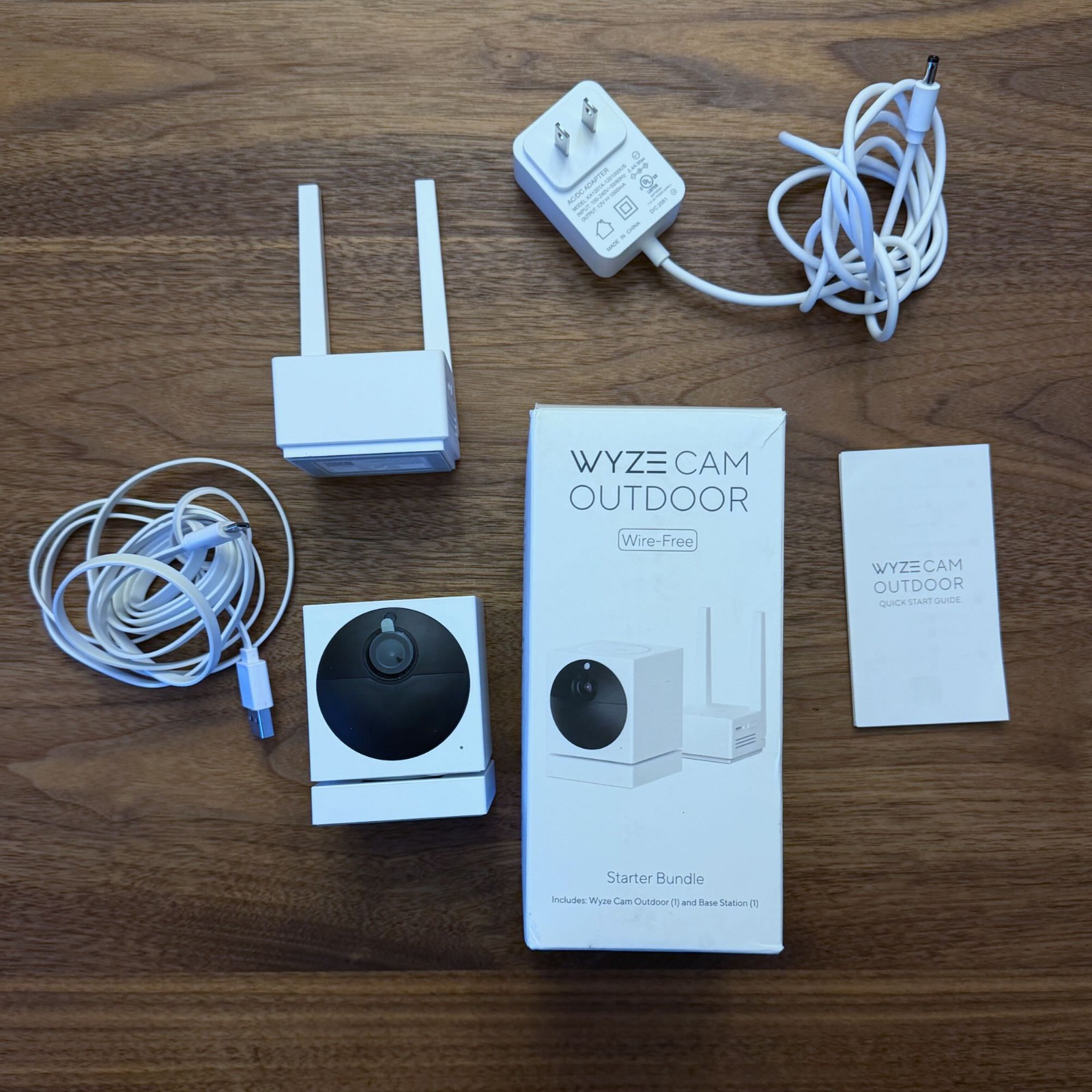 Wyze Cam Outdoor Wireless Starter - Wyze Cam + Base Station
