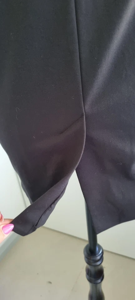 ❤️💛Finders Keepers Black Bodycon Sleeveless lined Maxi Dress With Back Zip - image 4 of 4