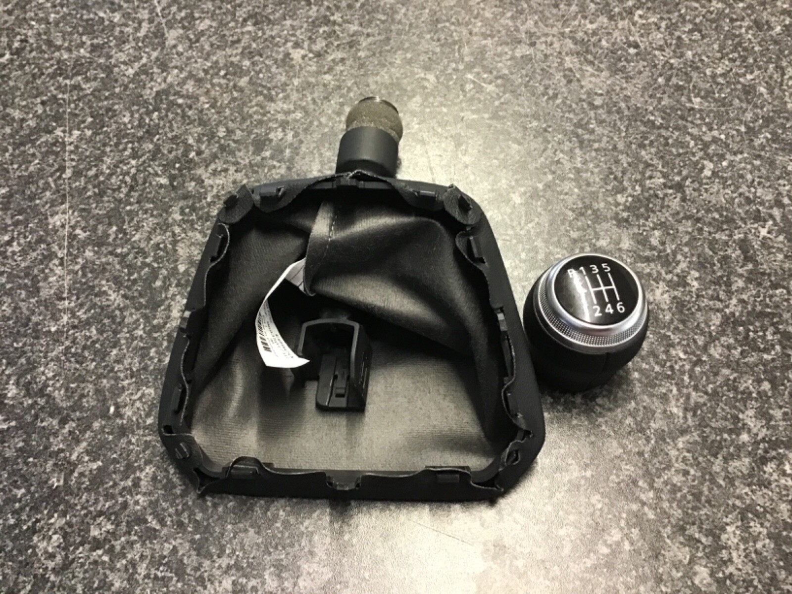 Renault Trafic 2023 gear knob and leather gaiter 2022 on Low miles eBay