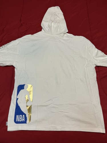 Knicks Blue & Gold Logo Express Men’s White Hoodie Large New Without Tags NBA - Picture 2 of 3