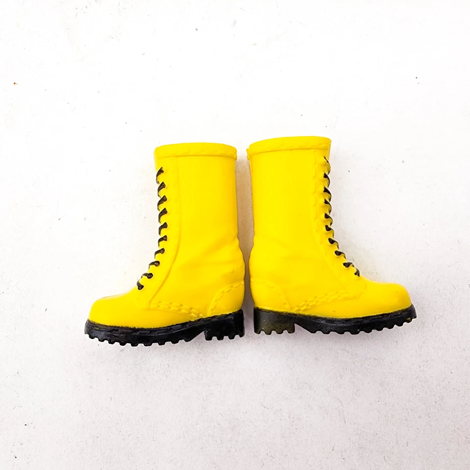 DC Comics Super Hero Niñas Murciélago Niña Botas Amarillas Piezas de Repuesto Foto 3 de 4