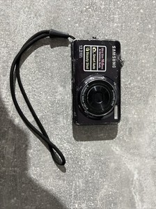 Samsung ST50 Digital Camera 12.2 Mega Pixels
