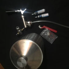 2L Mini Stainless Steel Beer Keg with Tap Pressurized Home Beer Brewing